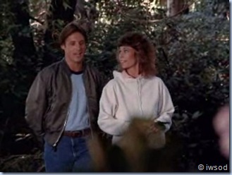 SCARECROW_MRS_KING_SEASON1_D1-10_1__000100