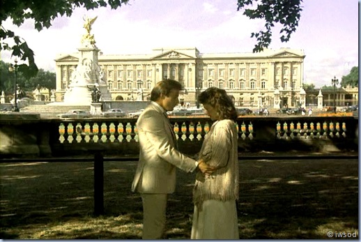 SCARECROW_MRS_KING_SEASON2_D1-02(1).avi_002794327