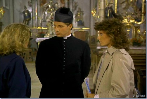 2.02 TIMES THEY ARE A CHANGIN.avi_001165565