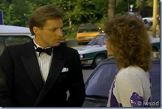 2.02 TIMES THEY ARE A CHANGIN.avi_002539172