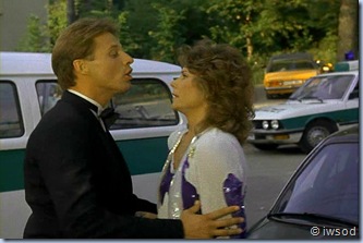 2.02 TIMES THEY ARE A CHANGIN.avi_002553186