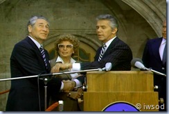 2.02 TIMES THEY ARE A CHANGIN.avi_002613246