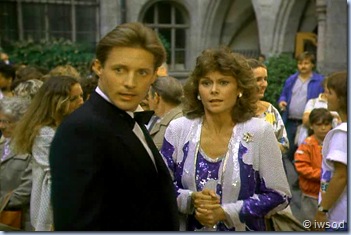 2.02 TIMES THEY ARE A CHANGIN.avi_002681314