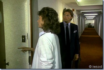 2.03 DOUBLE AGENT.avi_000614547