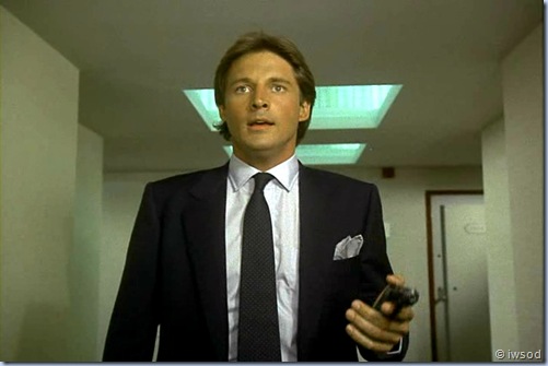 2.03 DOUBLE AGENT.avi_000729963