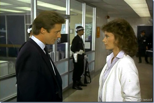 2.03 DOUBLE AGENT.avi_000821755