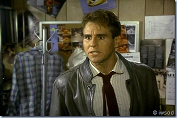 2.03 DOUBLE AGENT.avi_000989923