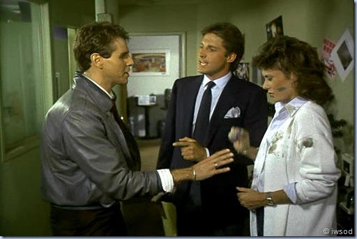 2.03 DOUBLE AGENT.avi_001106172