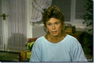 2.03 DOUBLE AGENT.avi_001555755