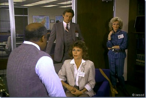 2.03 DOUBLE AGENT.avi_001791725