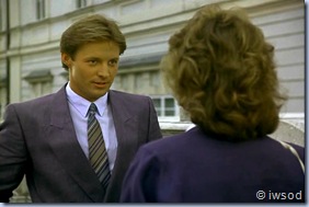 2.04 THE LEGEND OF DAS GEISTERSCHLOSS.avi_000389055