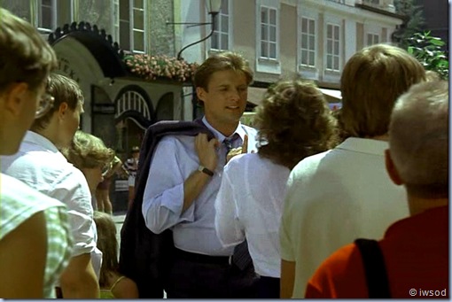 2.04 THE LEGEND OF DAS GEISTERSCHLOSS.avi_000694361