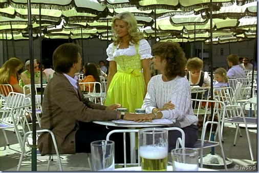 2.04 THE LEGEND OF DAS GEISTERSCHLOSS.avi_000920587