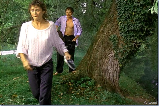 2.04 THE LEGEND OF DAS GEISTERSCHLOSS.avi_001638038