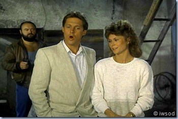 2.04 THE LEGEND OF DAS GEISTERSCHLOSS.avi_002326726