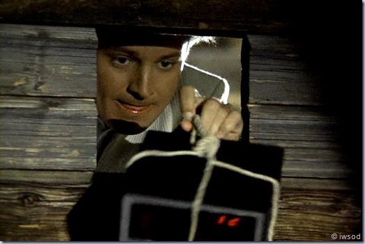 2.04 THE LEGEND OF DAS GEISTERSCHLOSS.avi_002519019