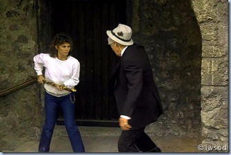 2.04 THE LEGEND OF DAS GEISTERSCHLOSS.avi_002672072