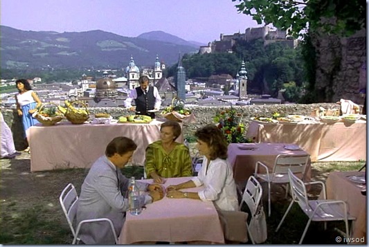 2.04 THE LEGEND OF DAS GEISTERSCHLOSS.avi_002711711