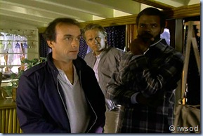 2.06 BRUNETTES ARE IN.avi_000692892