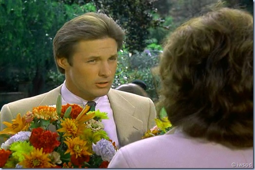 2.06 BRUNETTES ARE IN.avi_000923523