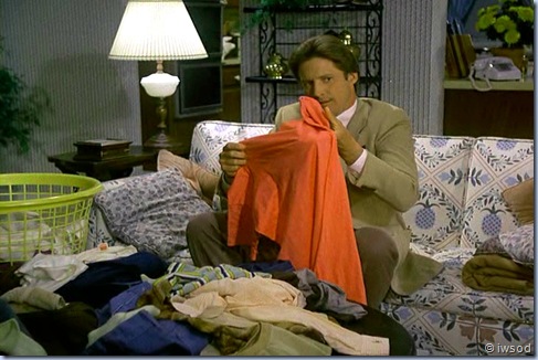 2.06 BRUNETTES ARE IN.avi_001078144