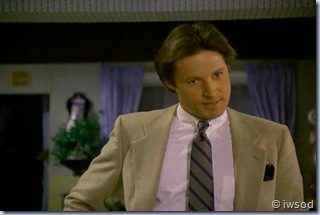 2.06 BRUNETTES ARE IN.avi_001136036