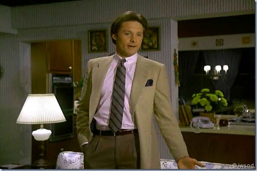 2.06 BRUNETTES ARE IN.avi_001179412