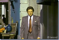 2.06 BRUNETTES ARE IN.avi_001771871