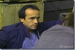 2.06 BRUNETTES ARE IN.avi_001812712