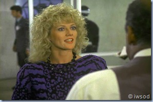 2.06 BRUNETTES ARE IN.avi_002140240