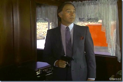 2.06 BRUNETTES ARE IN.avi_002199499