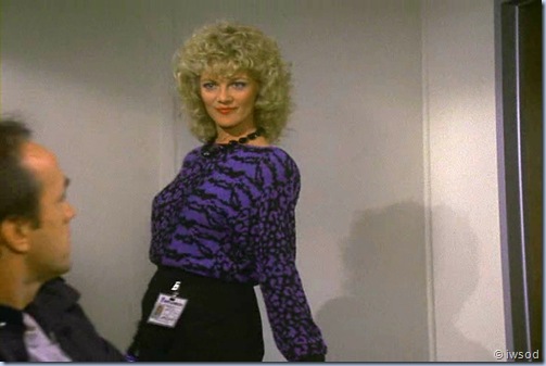 2.06 BRUNETTES ARE IN.avi_002294194