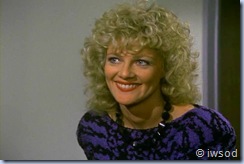 2.06 BRUNETTES ARE IN.avi_002306206