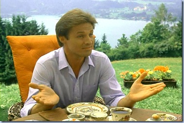 2.07 OUR MAN IN TEGERNSEE.avi_001012579