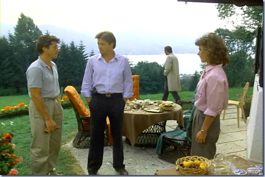 2.07 OUR MAN IN TEGERNSEE.avi_001072172