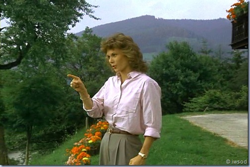 2.07 OUR MAN IN TEGERNSEE.avi_001208808