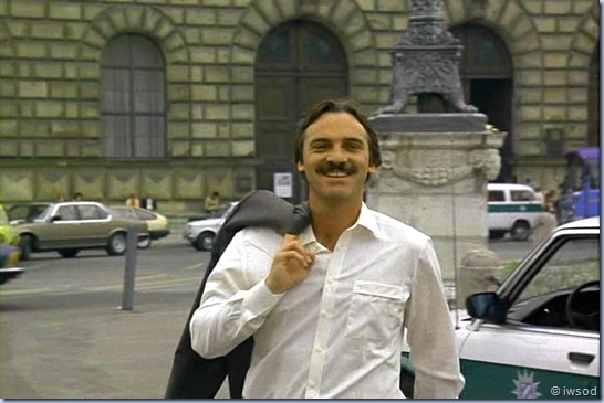 2.07 OUR MAN IN TEGERNSEE.avi_002725925