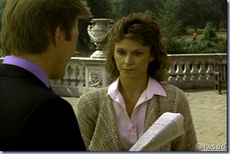 2.08 AFFAIR AT BROMFIELD HALL.avi_000538271