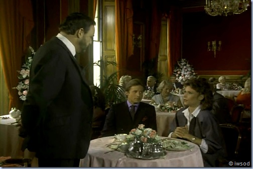 2.08 AFFAIR AT BROMFIELD HALL.avi_000693927