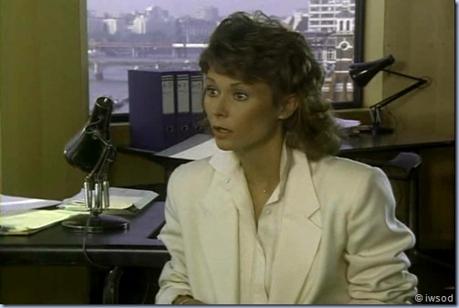 2.08 AFFAIR AT BROMFIELD HALL.avi_001682515