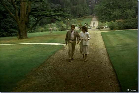 2.08 AFFAIR AT BROMFIELD HALL.avi_002080013