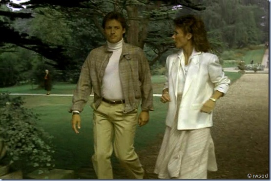 2.08 AFFAIR AT BROMFIELD HALL.avi_002086019