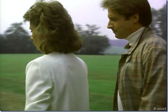 2.08 AFFAIR AT BROMFIELD HALL.avi_002094361