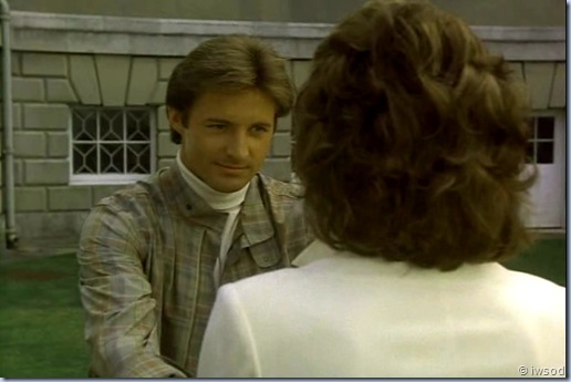 2.08 AFFAIR AT BROMFIELD HALL.avi_002124391