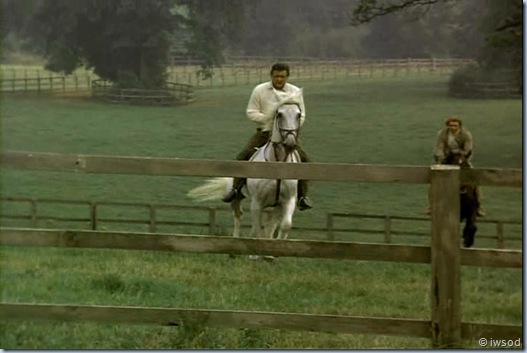 2.08 AFFAIR AT BROMFIELD HALL.avi_002505672