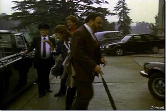 2.08 AFFAIR AT BROMFIELD HALL.avi_002624190