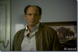 2.09 A CLASS ACT.avi_000536036