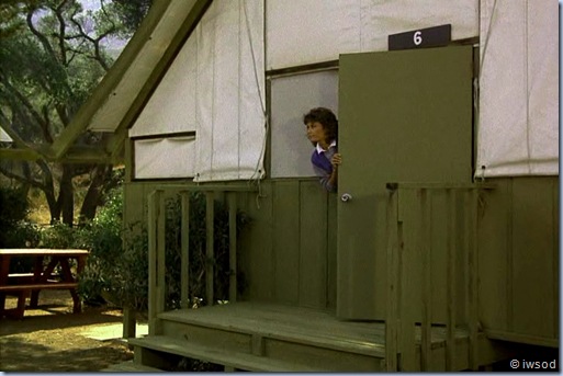 2.09 A CLASS ACT.avi_001084351