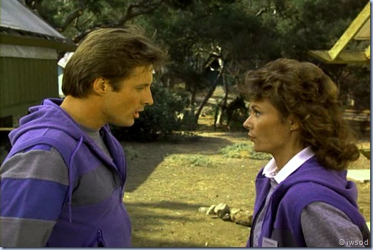 2.09 A CLASS ACT.avi_001120387