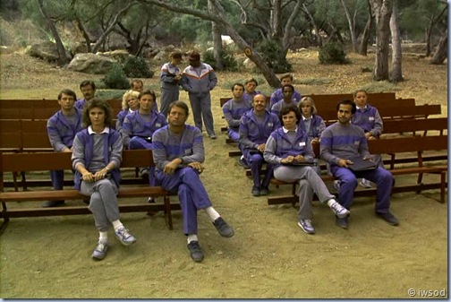 2.09 A CLASS ACT.avi_001147414